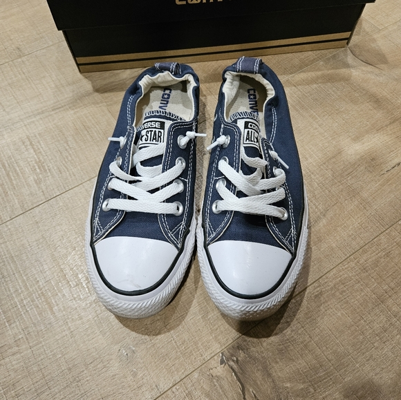 Converse shoes - Picture 4 of 6